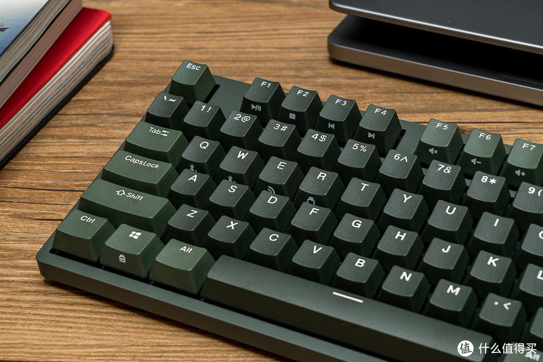 机械键盘：杜伽三模K320W苍峦墨上手，驾驭这个配色，需要花点心思