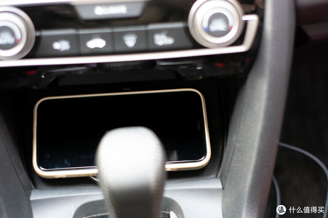 双十一第1单 | 十代思域无线CarPlay搭配和无线充电使用体验，最佳车载导航和充电！