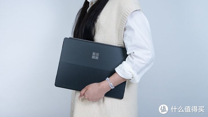 微软Surface Pro 8评测，十年进化，这次或许达到很多人的期望了