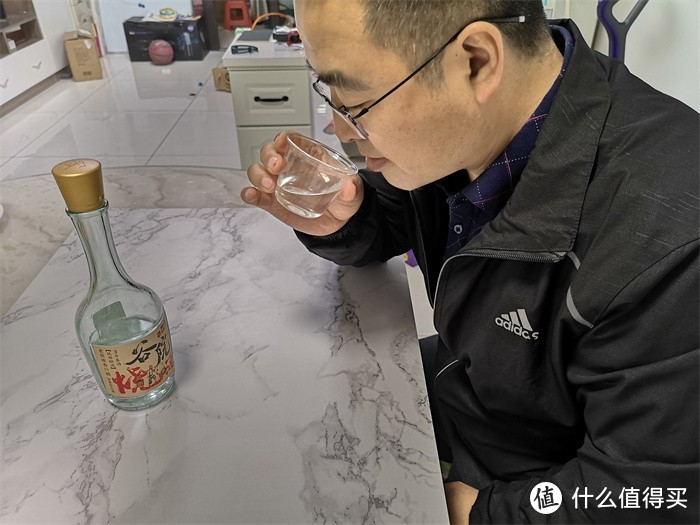 冬来天欲雪，能饮一杯无？  ——谷小酒 · 谷院烧酒试用测评