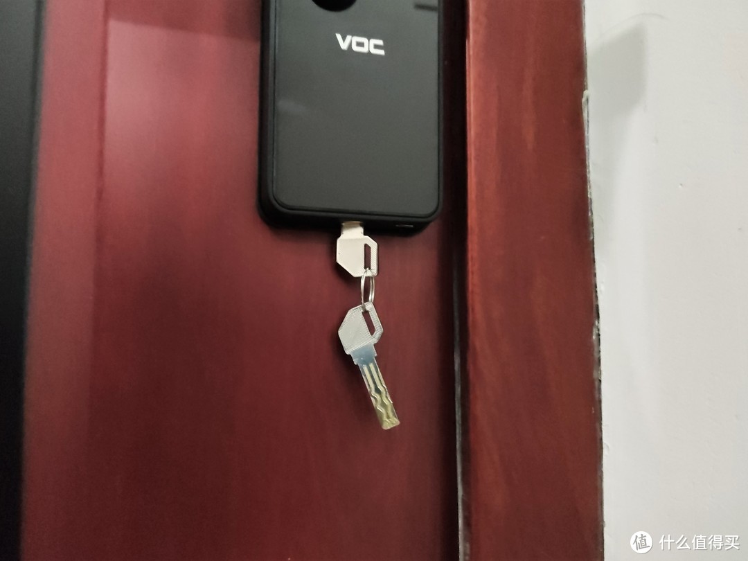 有了荣耀VOC智能门锁X6，出门终于不用带钥匙啦，多样解锁安心省心
