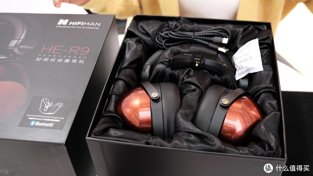 超高性价比享受旗舰好声音，HIFIMAN HE-R9动圈封闭大耳体验！