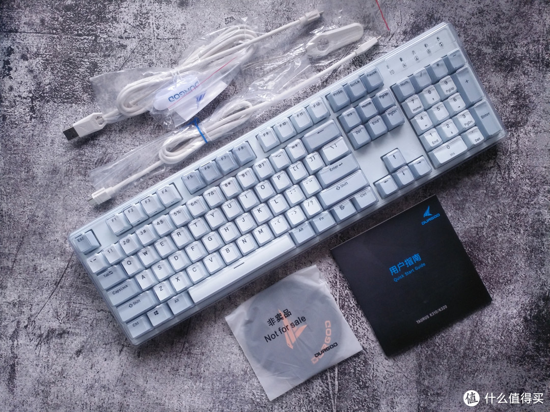 清新淡雅兼备游戏办公,杜伽k310游戏机械键盘