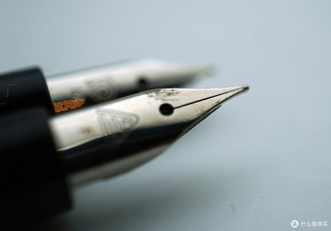 按动钢笔全解析~实物结构分析与使用对比