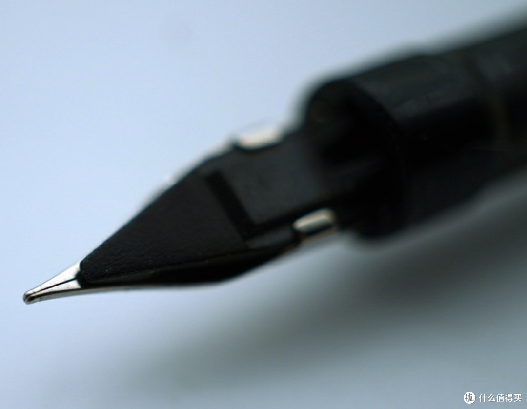 按动钢笔全解析~实物结构分析与使用对比