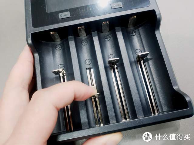 混用随充：XTAR VC4 PLUS充电器开箱