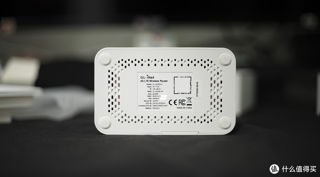 搭载OpenWRT的4G路由器，还可当轻量NAS，GL.inet XE300随身WIFI体验！