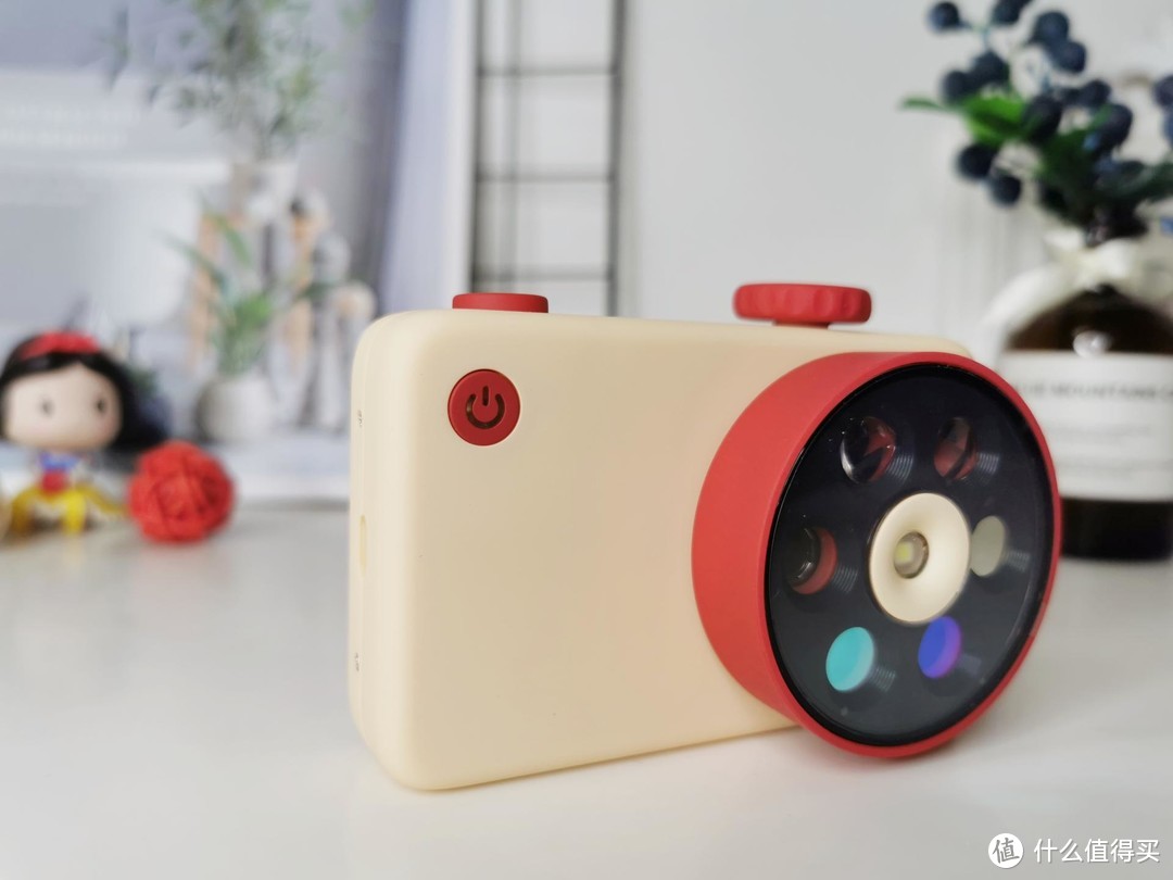 小糖智能玩具相机，用相机记录童年妙思