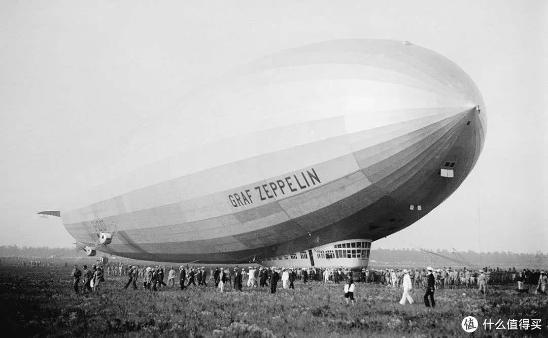 蓝牙音响新标杆，宝华韦健 第五代 Zeppelin齐柏林飞艇