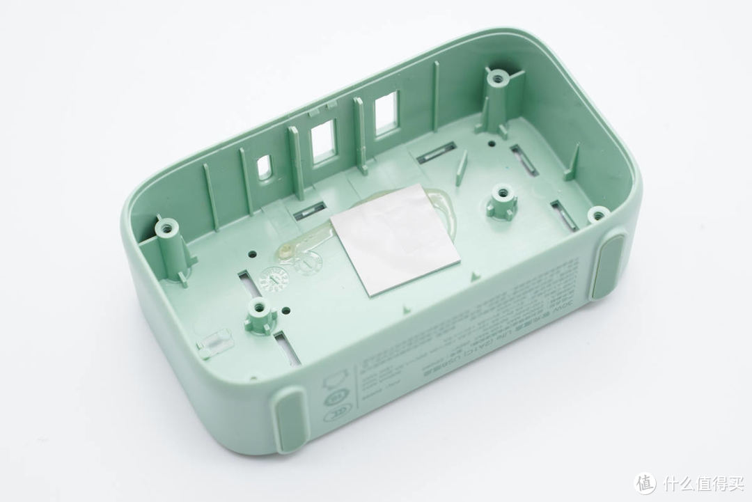 拆解报告：UGREEN绿联30W智充魔盒Life（2A1C）USB插座CD280