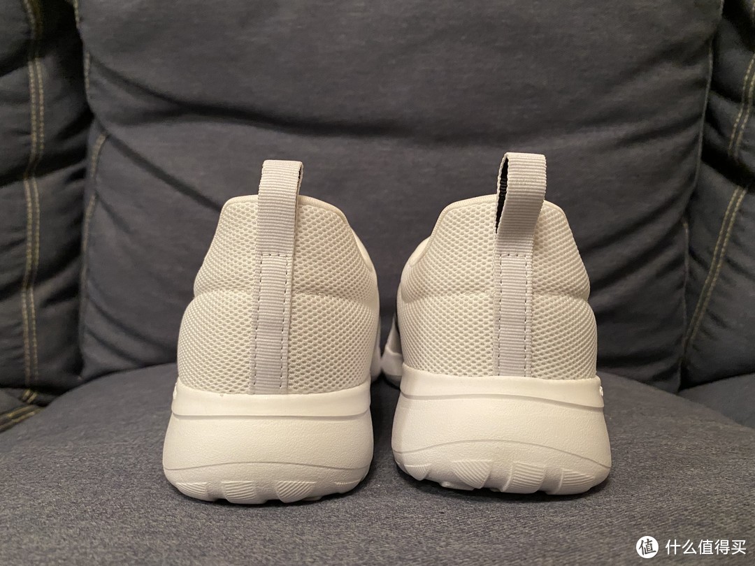 百搭的adidas neo LITE RACER休闲跑步鞋