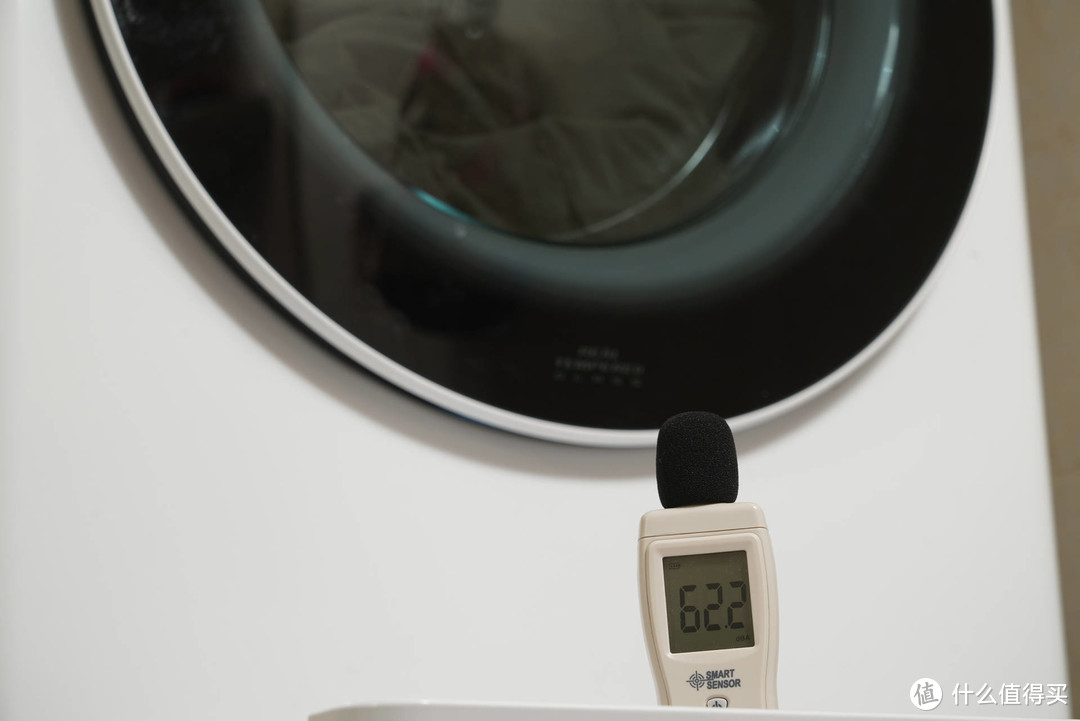 典雅高颜值的洗衣新选择-LG洗烘套装FCK10Y4W+RC90V9AV6W评测