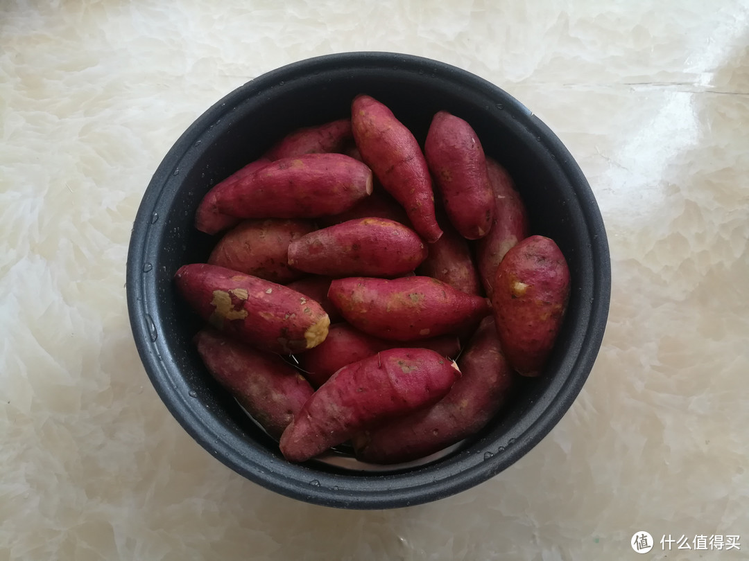 做红薯干，掌握2个小窍门，不发黑不变硬，我家每年都做上百斤