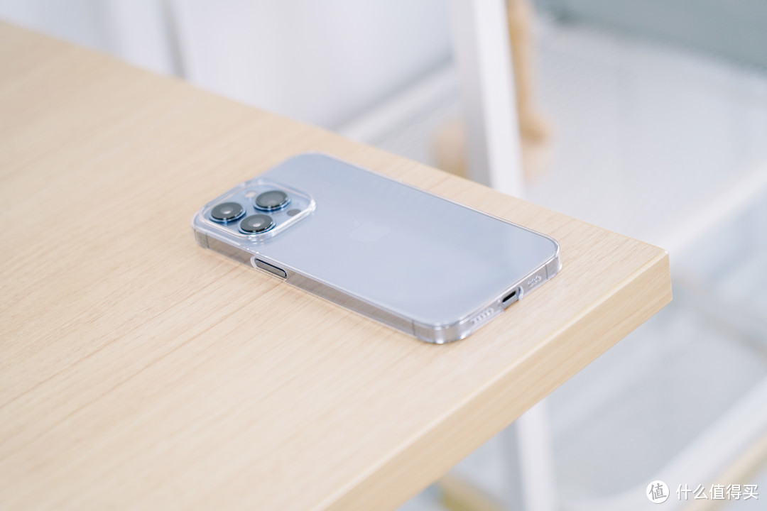 再买一个来聊聊：这可能是iPhone 13最好用的透明壳