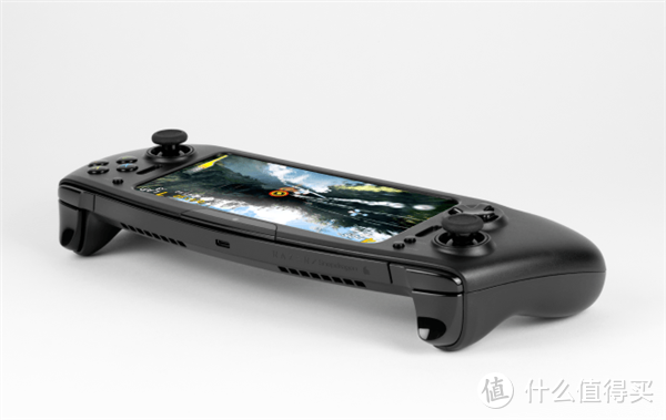 高通还发布 骁龙G3x Gen 1 游戏掌机专业平台，雷蛇发布首款原型机