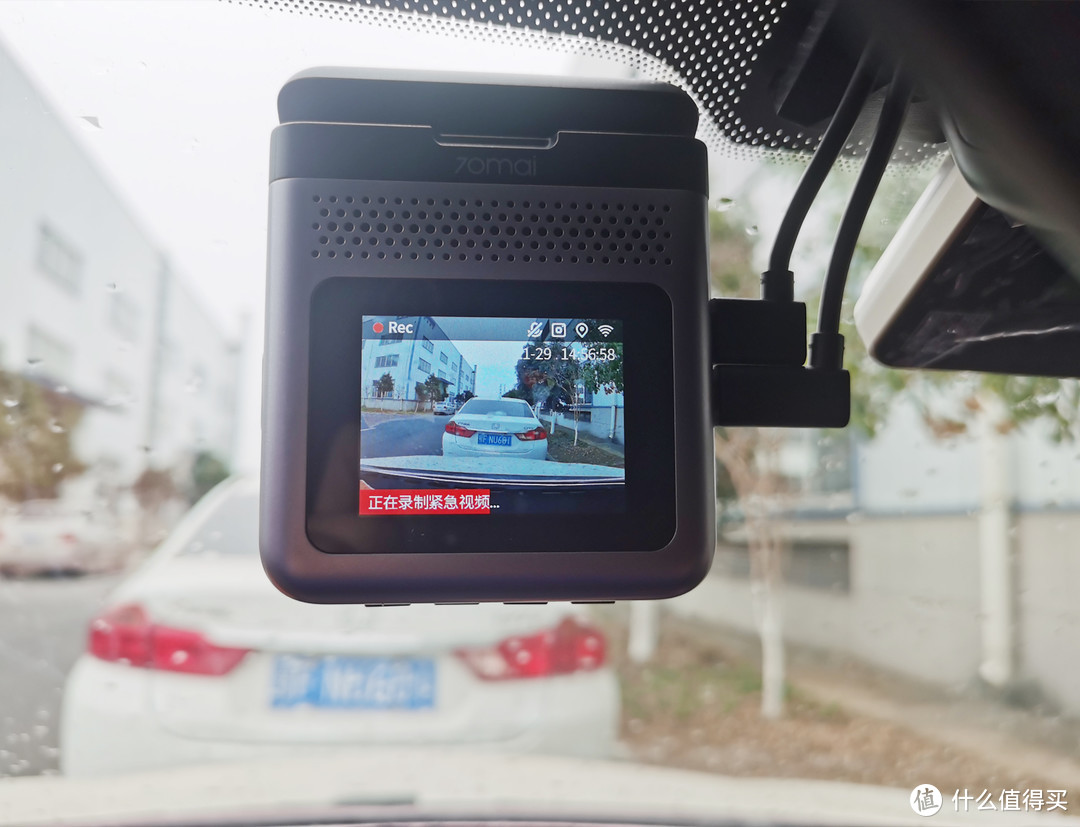 前后双录3K影像，让行驶更安全，70迈智能记录仪星曜C460测评体验