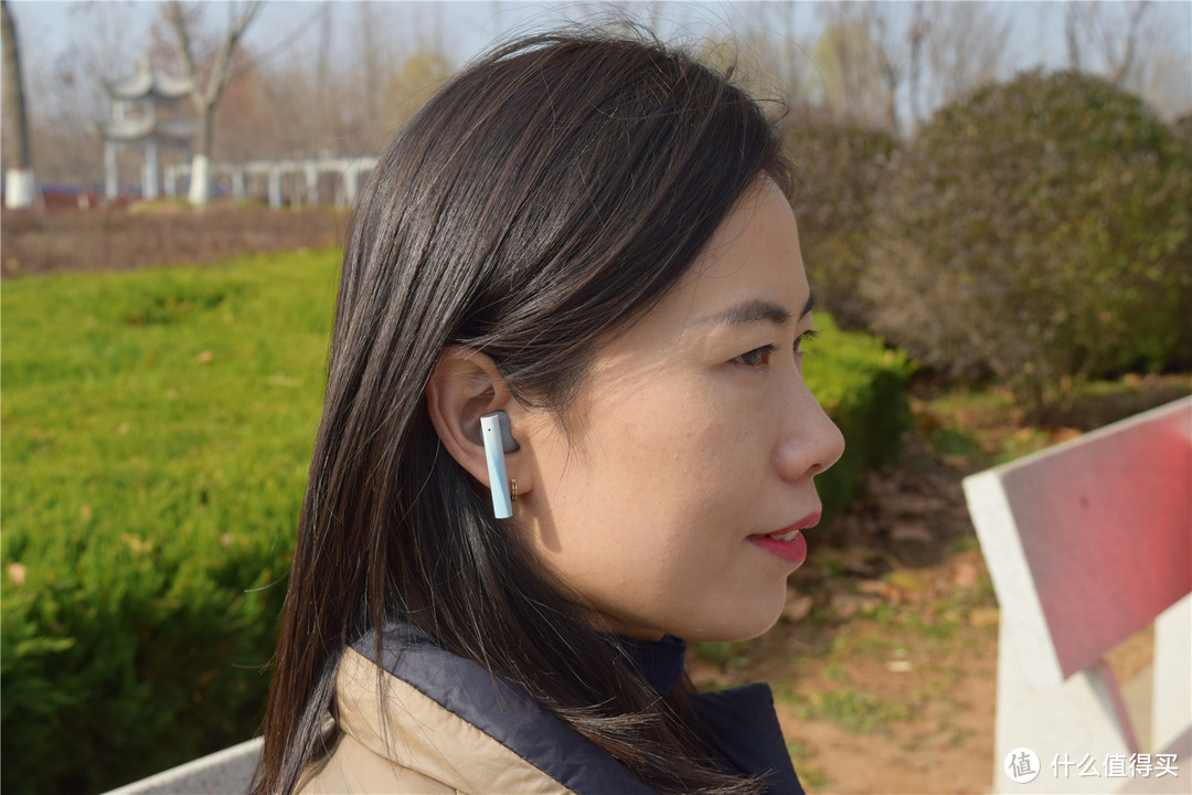创新双色工艺，堪称冰块中的蓝牙耳机：哈氪零度真无线耳机评测
