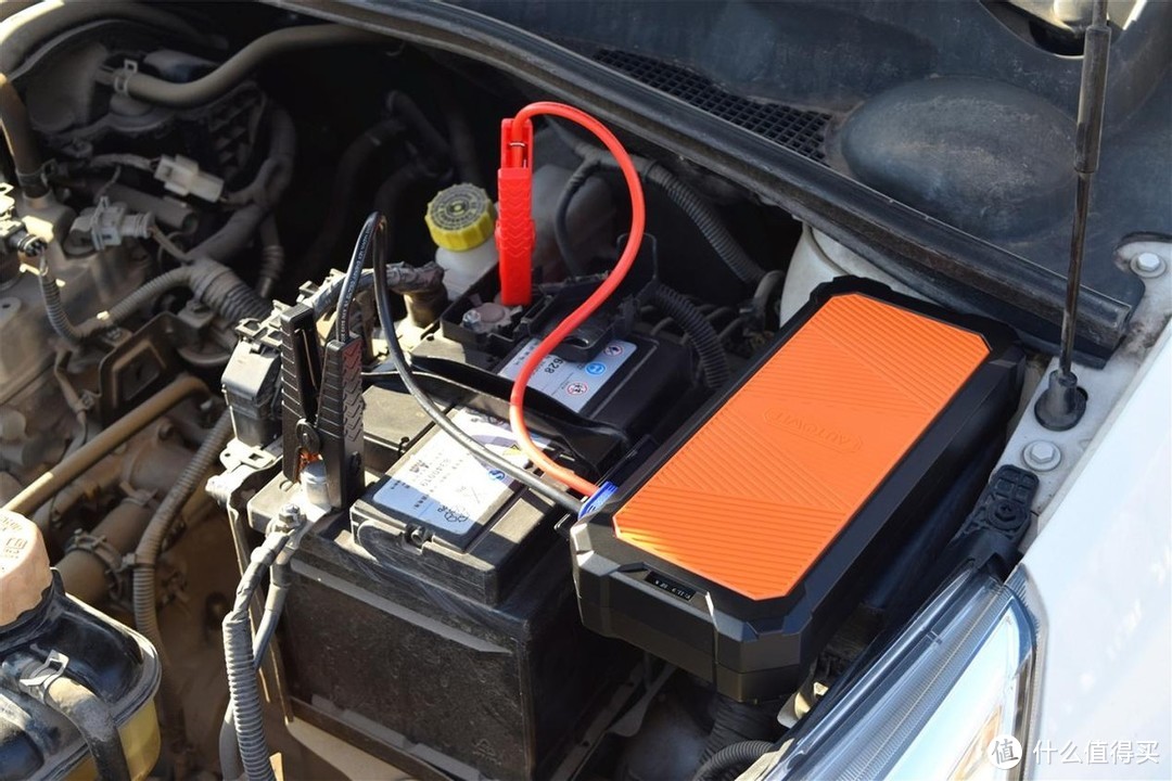 为何我要丢掉锂电池应急电源，用上这块没电池的汽车应急电源？