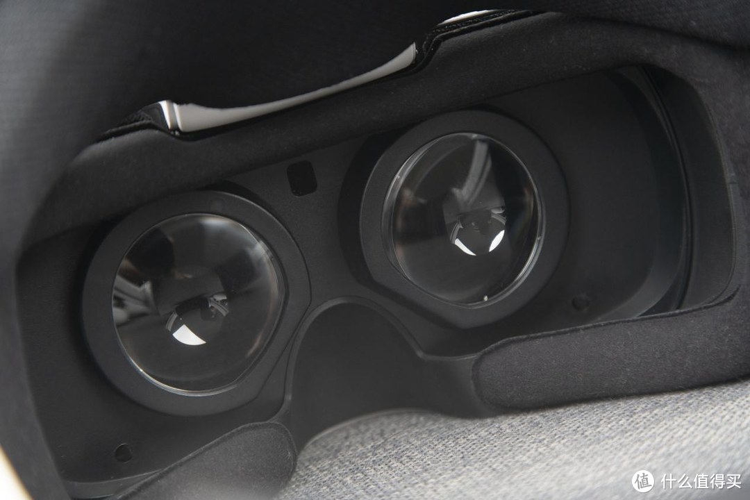 千元VR体验也能这么成熟？ 爱奇艺·奇遇Dream VR一体机评测