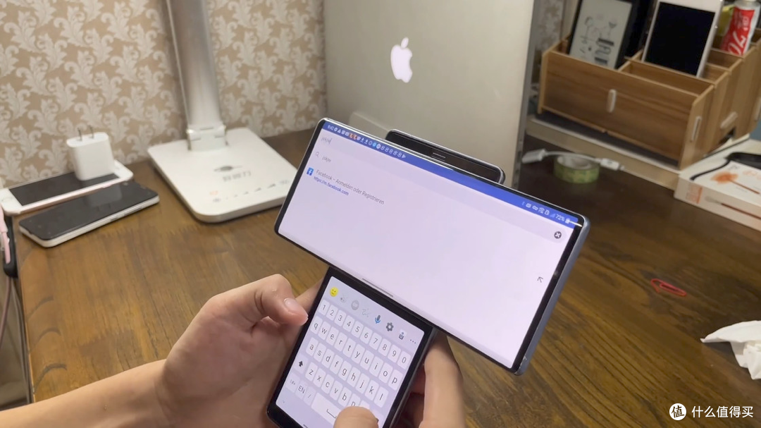 测评吃鸡农药互不干扰lgwing旋转双屏升降摄像微云台