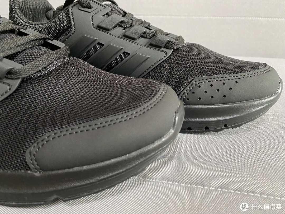 adidas GALAXY 4，百搭又实惠