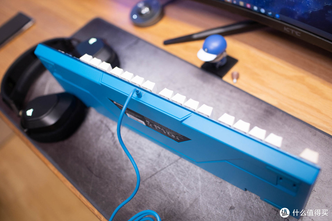 主题配色，做工依然完美，海盗船碧蓝之海机械键盘使用体验