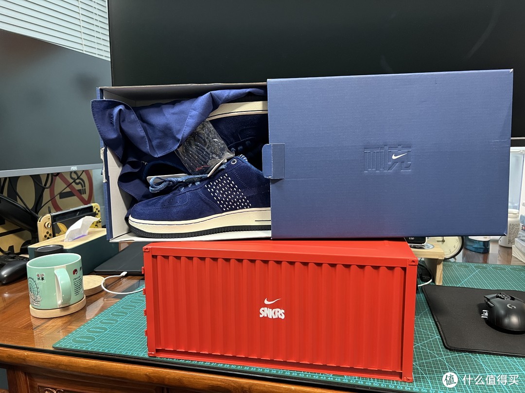 Nike40周年特殊鞋盒版Air force1开箱
