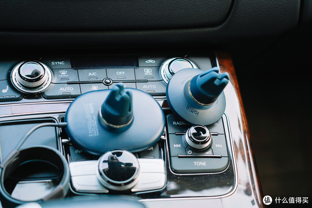 MagSafe最好的磁吸生态，其实在你的车上：车载支架选购漫谈