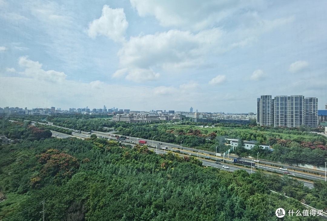 南京丨高铁站步行可抵达，酒店式公寓设施很不错
