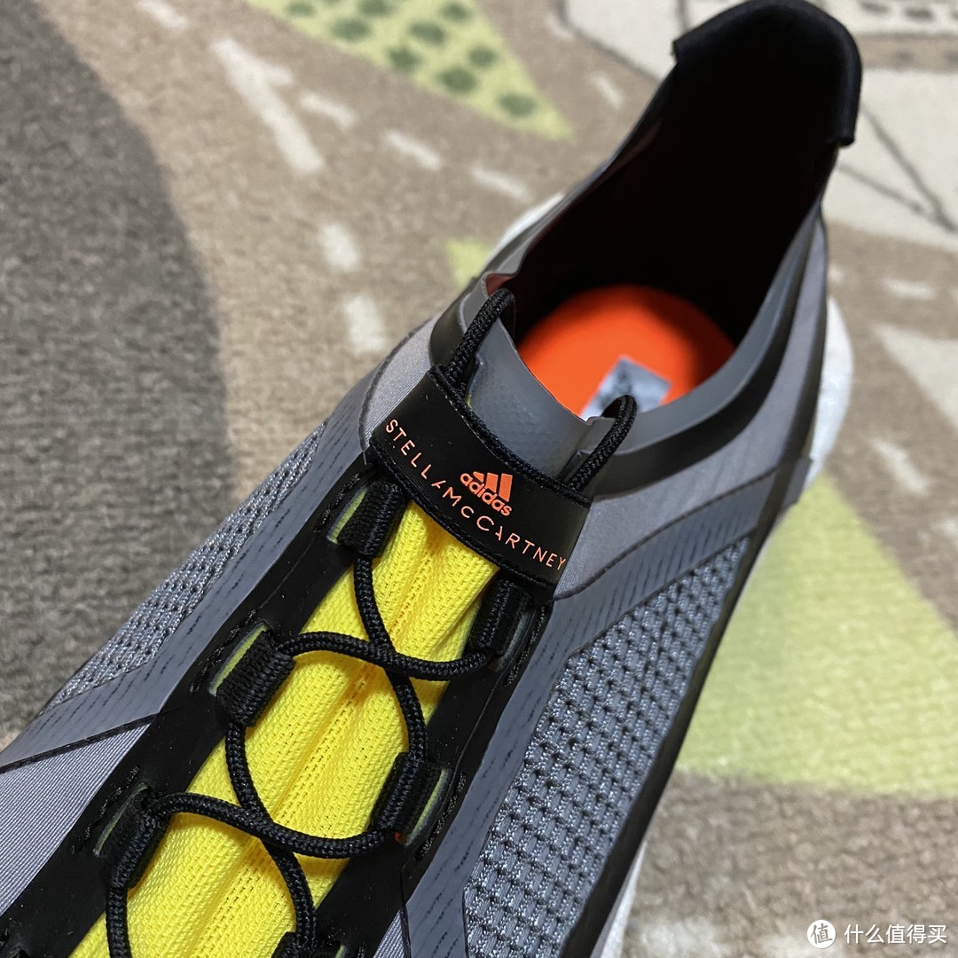 划算又特别的联名adidas SMC PulseBOOST HD