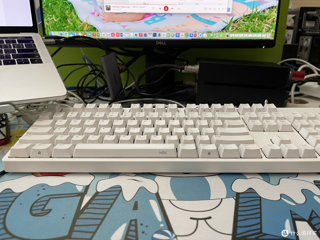 ikbc c104 白色 茶轴