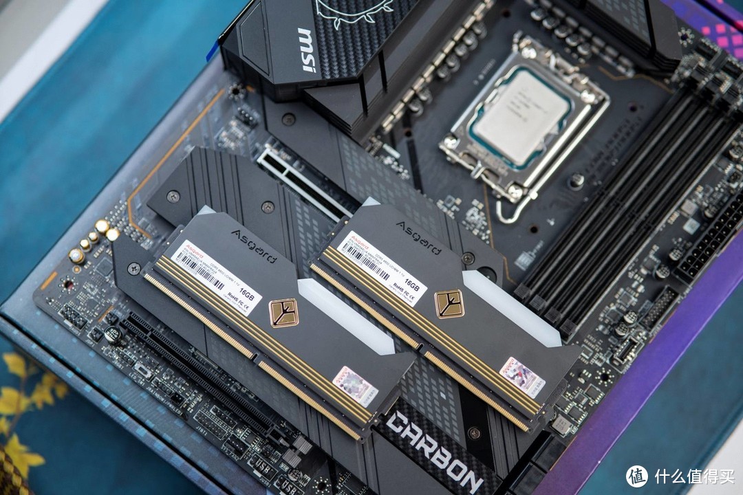 阿斯加特DDR5内存评测，12代平台内存读写可达70000MB/S，跑分超31万