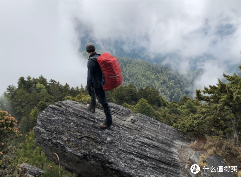 山高人为峰-2021年度总结-为数不多的几次很好友登山团建