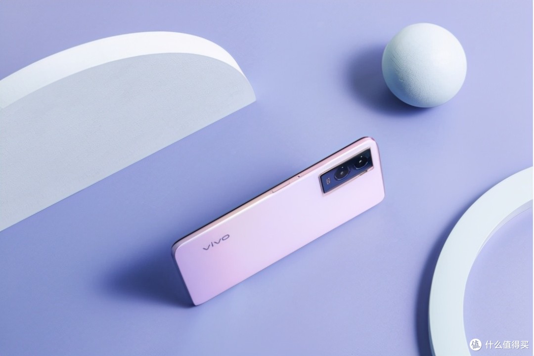 1399元起，vivo Y55s凭6000mAh大电池成新续航标杆