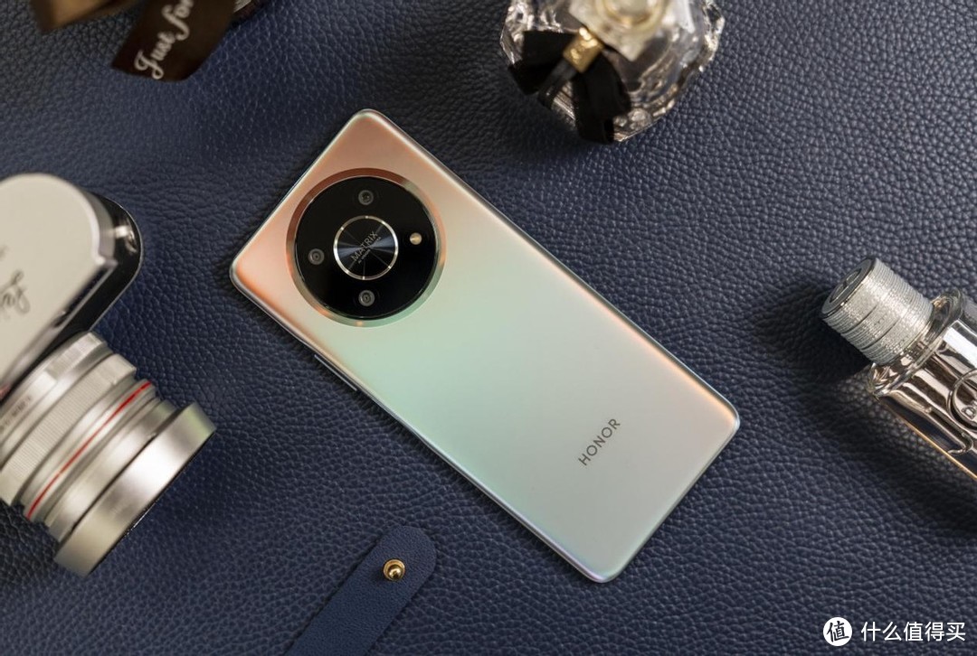 120hz超窄边全视屏大电池长续航荣耀x30上手评测