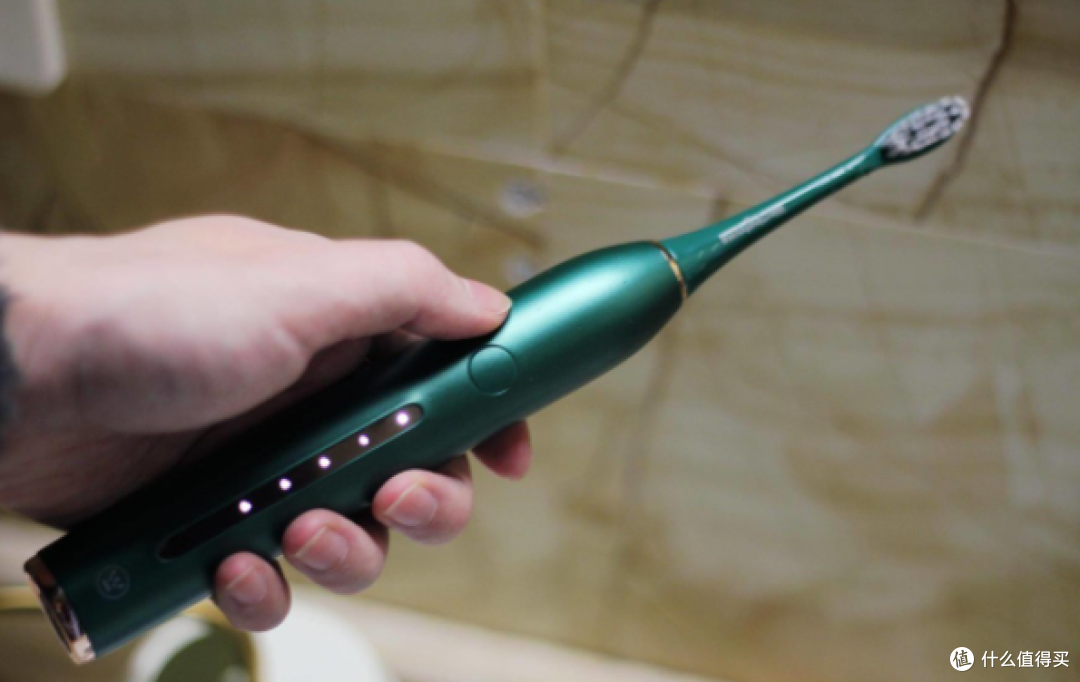 电动牙刷哪个牌子好？口腔博主总结性价比高的电动牙刷排行