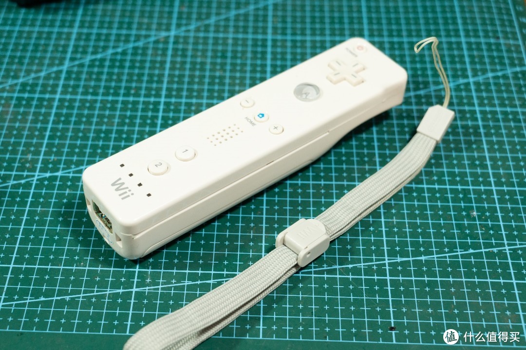 超低价收到三支Wii手柄，取一只来改装
