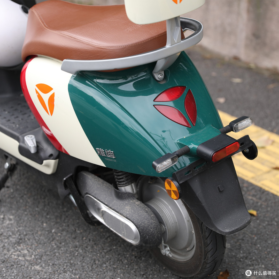 颜值超高,复古意式风的雅迪m3~_电动车_什么值得买