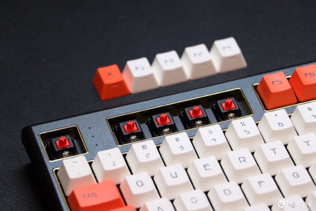 外设拍记实篇三十九阿米洛varmilo魅系列觉醒三模机械键盘开箱评测
