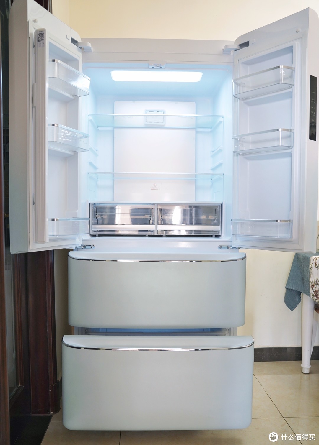 海天一色的冰箱你见过吗？拆机+实测告诉你小吉508升复古法式多门冰箱值不值得买