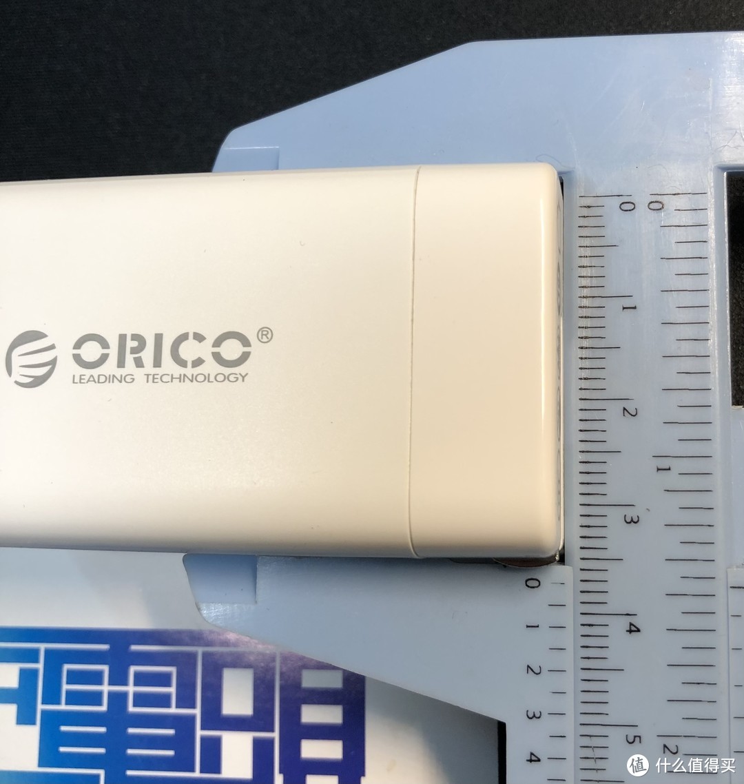 ORICO PD三口65W氮化镓充电器