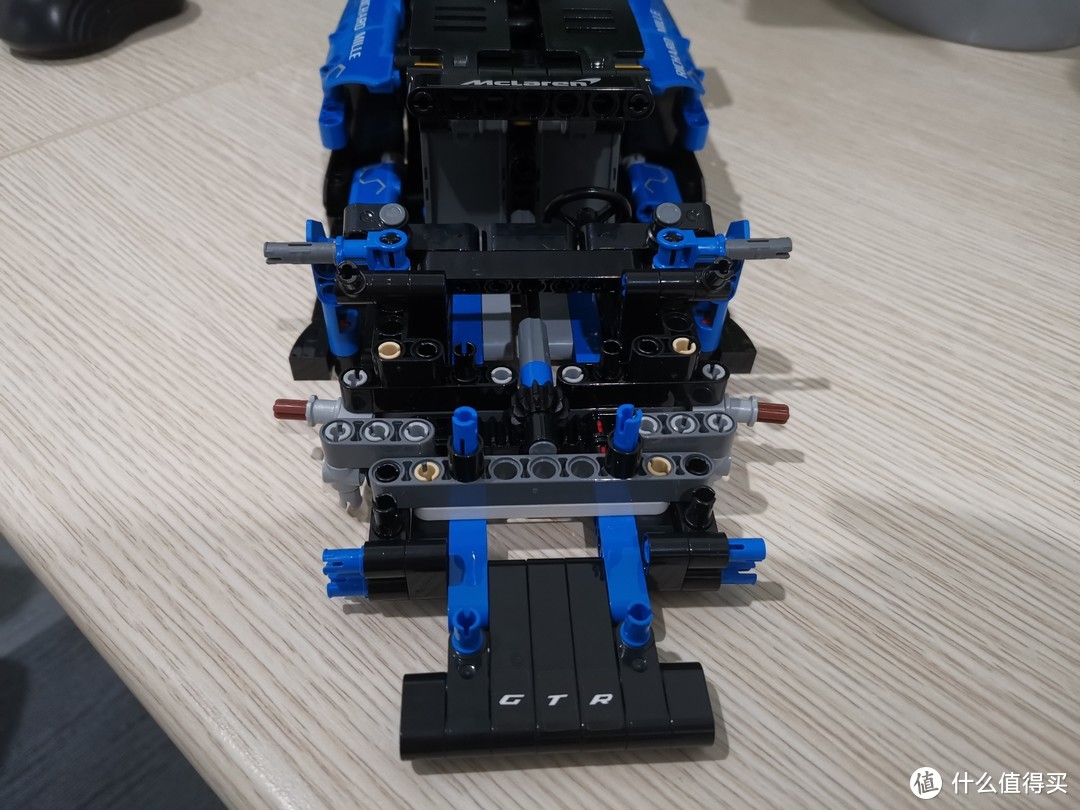 LEGO 科技组系列 42123 迈凯伦SENNA GTR 开箱评测