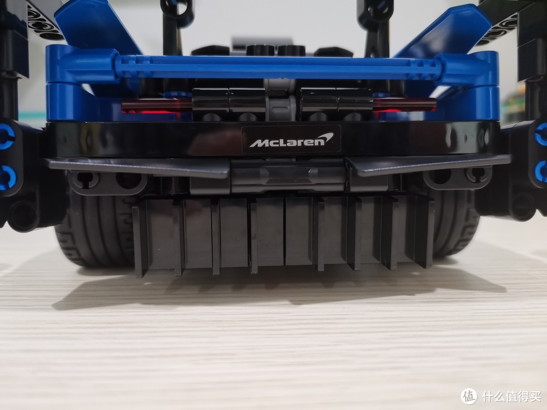 LEGO 科技组系列 42123 迈凯伦SENNA GTR 开箱评测