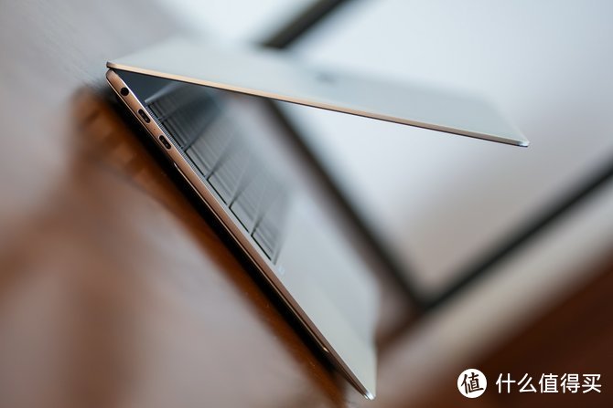 华为MateBook X Pro 2022款开箱评测：智慧办公重新定义生产力工具