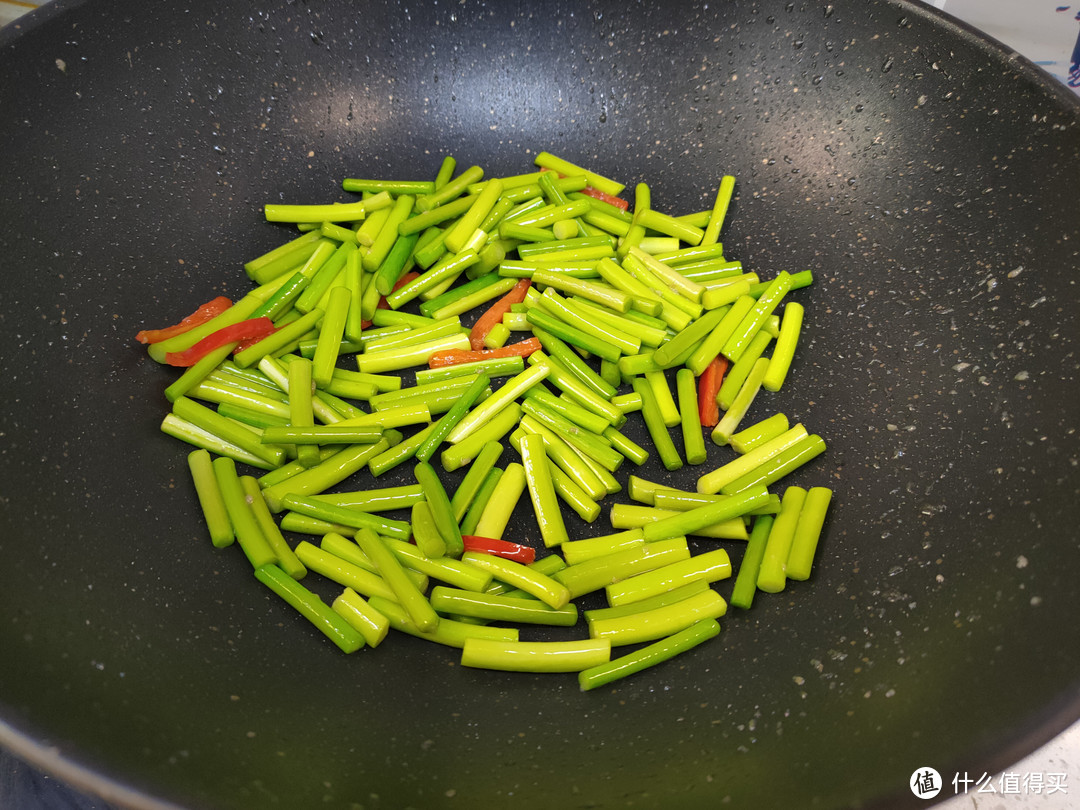 大厨教的炒牛肉方法真不错，30秒爆炒出锅，牛肉鲜香嫩滑不塞牙