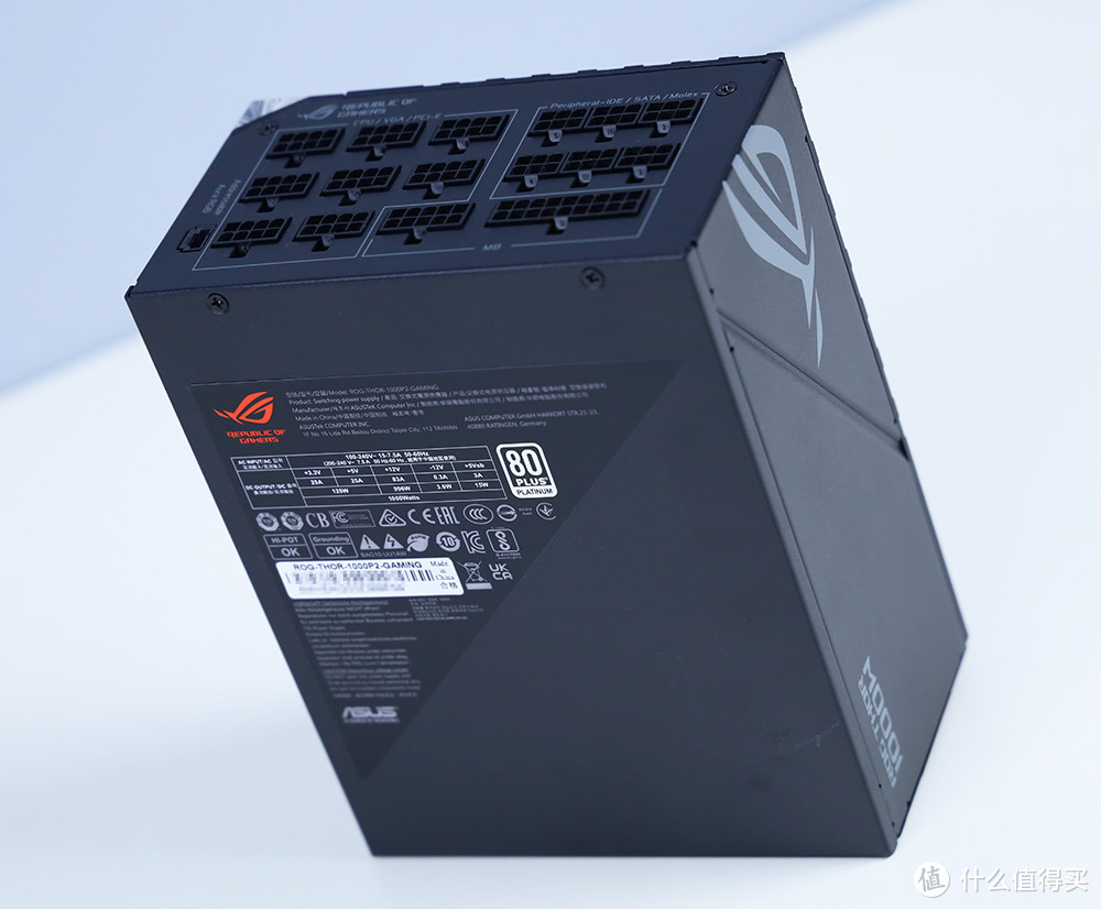 ASUS ROG THOR 雷神Ⅱ 1000W电源 外观⑥