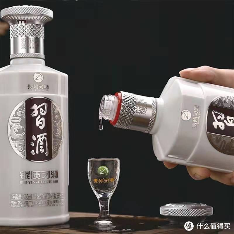 过年囤酒，推荐6款酱香型白酒，行家才懂的好酒，招待客人有面子