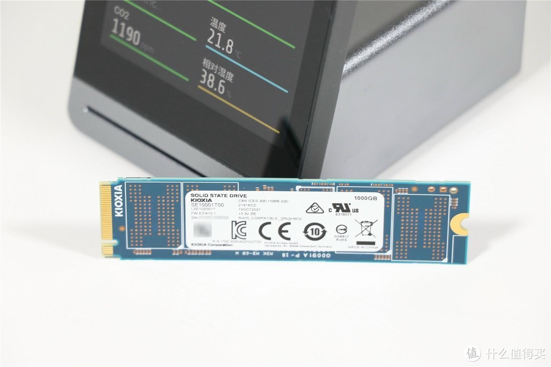 PCIe4.0旗舰 极速王者 遨游驰骋 铠侠SE10 1TB NVMe固态硬盘评测体验