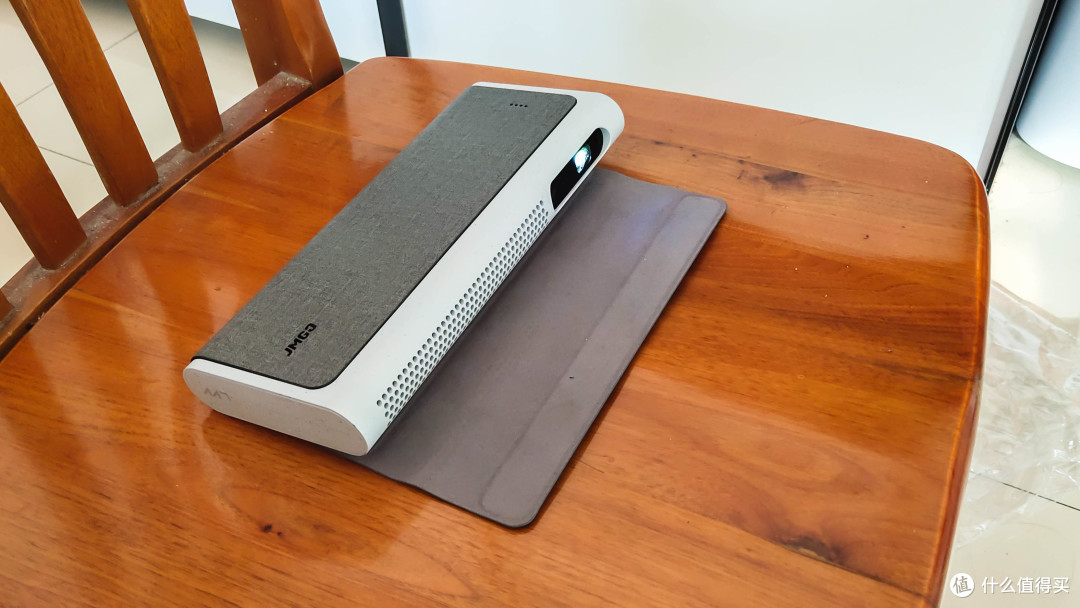 小巧好携带坚果m7便携式投影仪02晒单