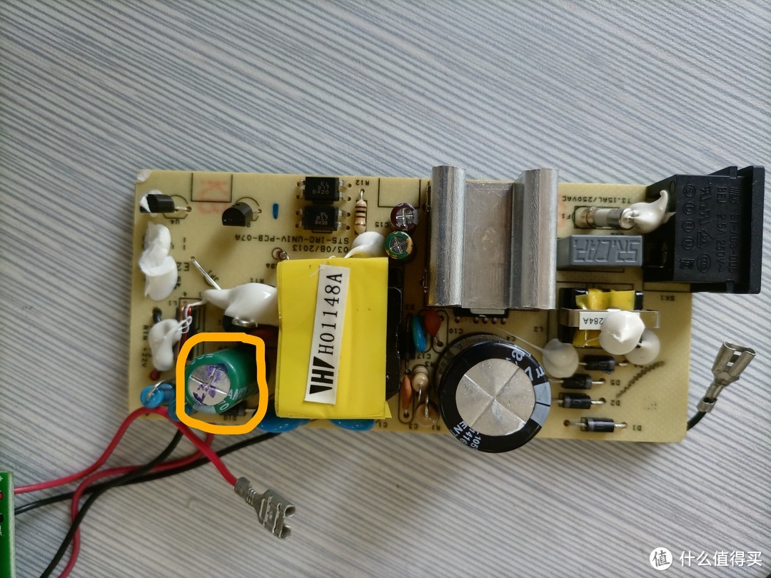 小电容解决iRobot880扫地机Error 5充电问题